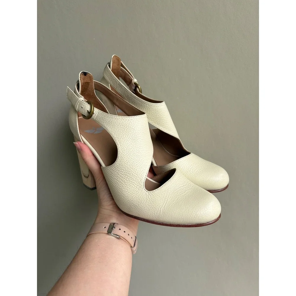 Fortress of Inca Adriana Block Heel Pump Women 38 Cream Leather‎ Cutout Boho